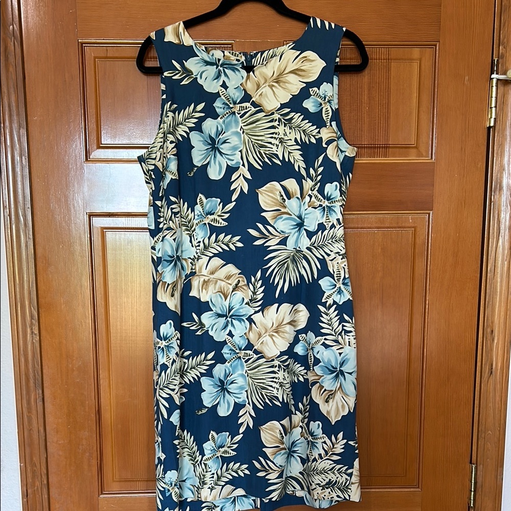 Izod Blue and Cream Floral Midi Dress